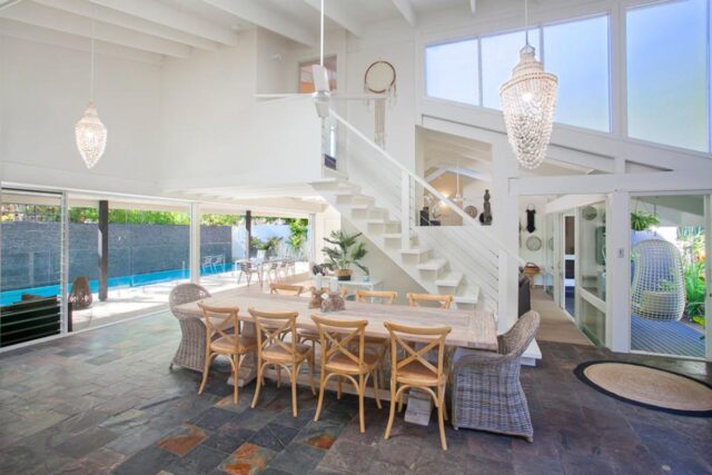Noosa Holiday House Dining Area